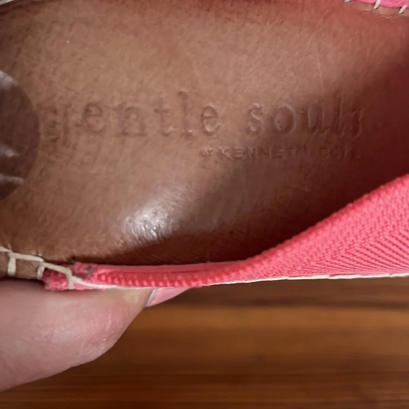 Gentle Souls by Kenneth Cole Sandals - Picture 7 of 7